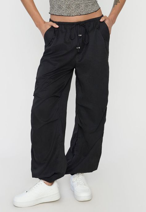 Pantalón Mujer Parachute Color Negro Corona-1