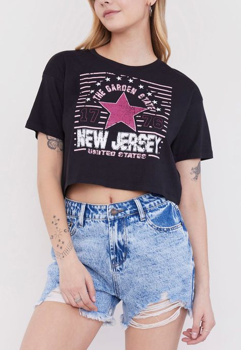 Polera Mujer Fun Manga Corta Crop Negro Vasity Corona-2
