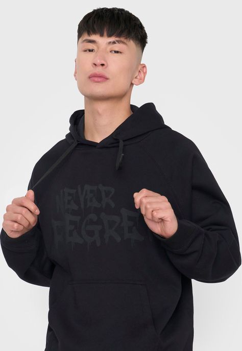 Polerón Hombre Hood Print Urbana Negro Corona-2