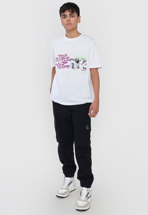 Polera Niño Photo Print Graffiti Blanco Corona-3