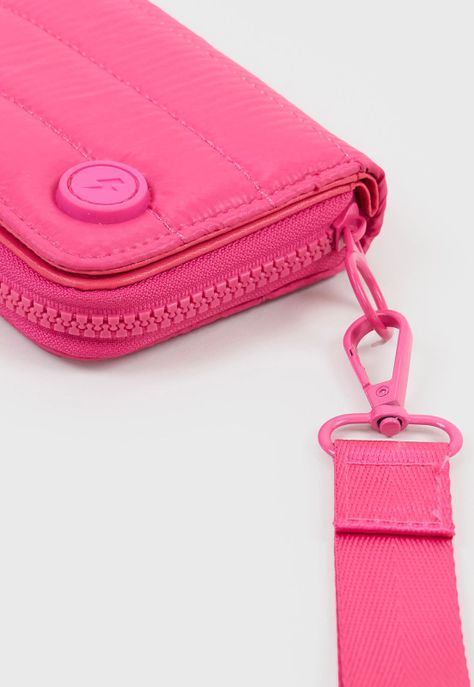 Billetera Mujer Nylon Color Fucsia Corona-2