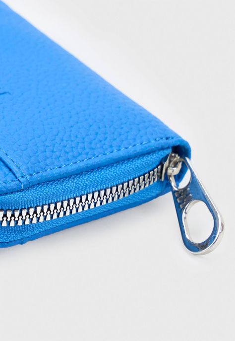 Billetera Mujer Mediana Azul Corona-3