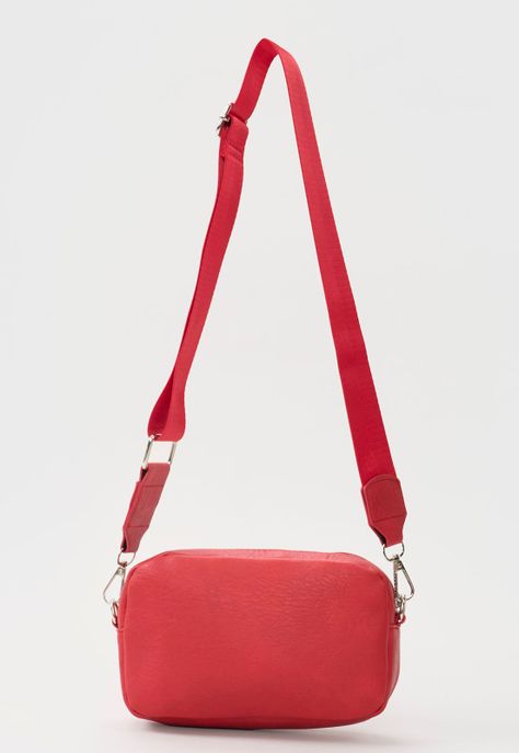 Bandolera Mujer Ecocuero Rojo Corona-1
