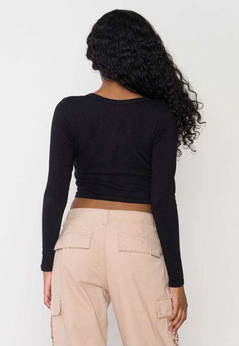 Polera Mujer Manga Larga Broches Color Negro Corona-1