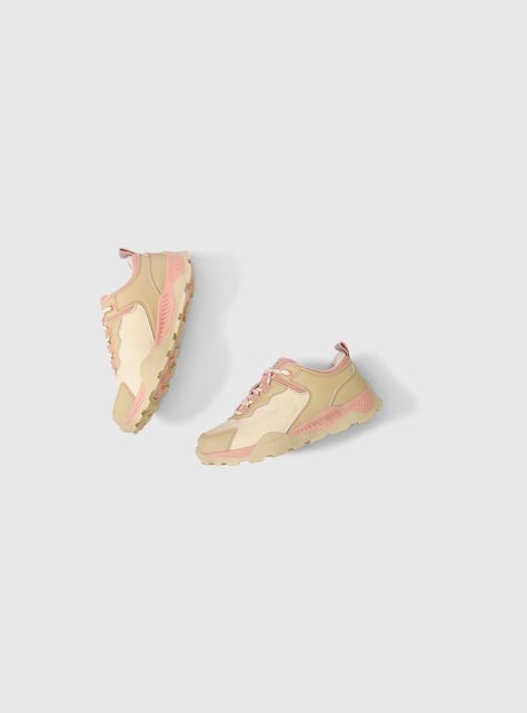 Zapatilla outdoor Niña Beige 53193 Colloky-3