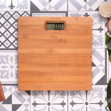 Elegante Pesa De Baño Fabricada En Bambú Natural Marca Jata-1