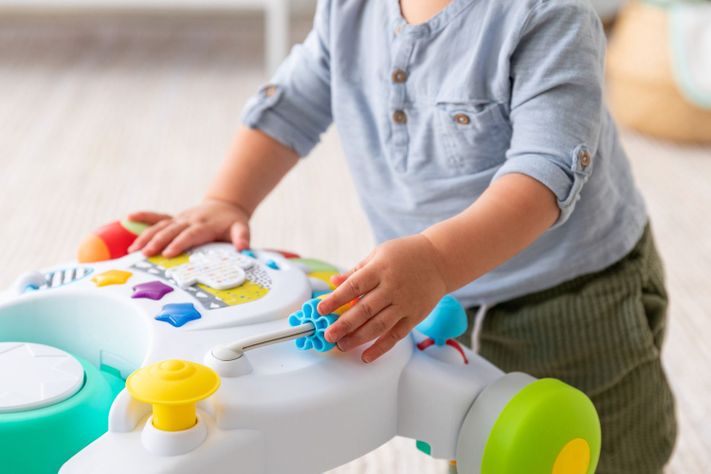 Correpasillos Bebe 3 en 1 Walker Table Interactivo Infantino-4