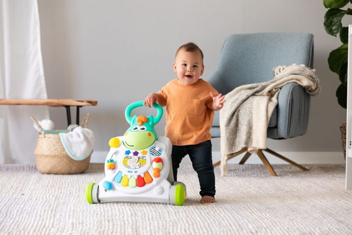 Correpasillos Bebe 3 en 1 Walker Table Interactivo Infantino-9