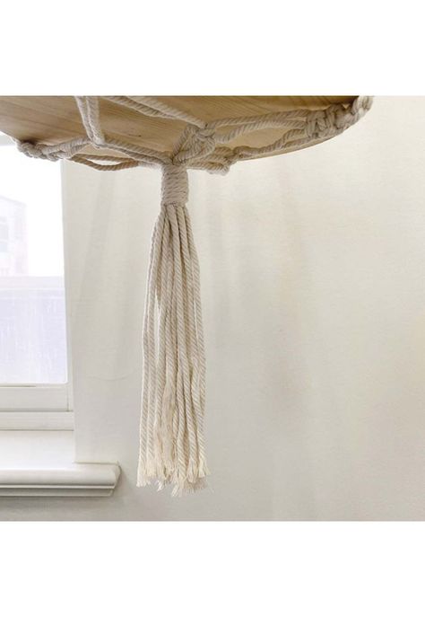 Colgador de Plantas con base de Madera -4