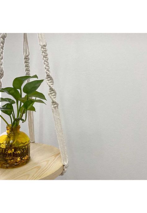 Colgador de Plantas con base de Madera -5