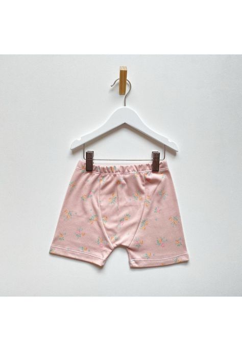 Pijama Eyy niña 2 piezas remera y short modelo flores-2