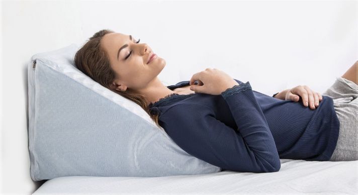 ALMOHADA DE ESPUMA RESPALDO ANATOMICA 42X33X51-0