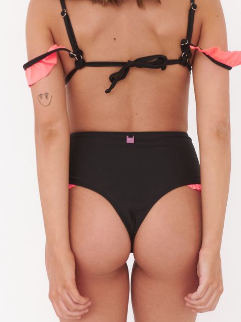 Daikiri Bottom de Bikini Bora Negro Calzón Tiro AltoUV 50+-1