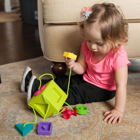 Oombeecube, Cubo De Encaje Bebé FatBrain Toys-6