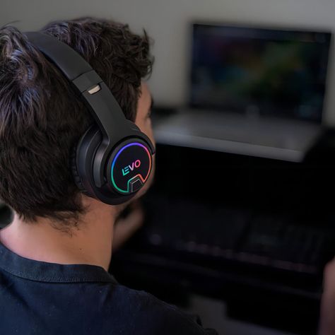Audifono Gamer Bluetooth RGB Thunder Micrófono Levo-1