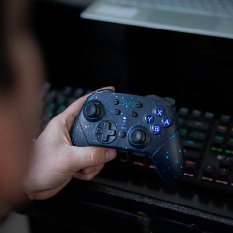 Control Gamer Inalámbrico PC Levo-7