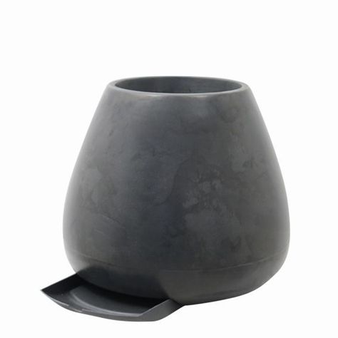 MACETERO OCA ANTIQUE NEGRO 37L-0