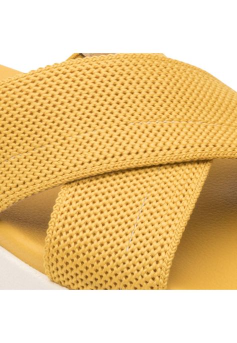 Sandalia Flexi Mujer Norah Amarillo-1