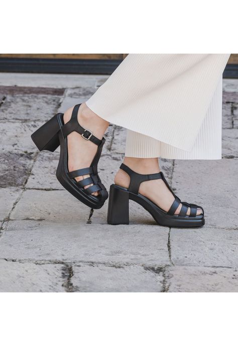 Sandalia Mujer Roraima 127604 Negro Flexi-1