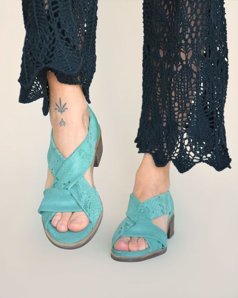 Sandalias De Cuero Tortolita C18 Turquesa Giani Dafirenze-1