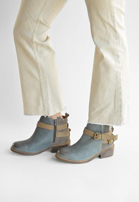 Botin Mujer De Cuero Laura C6 Gris Taupe-1