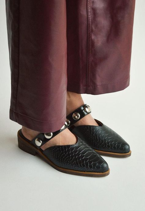 Babucha Mujer De Cuero Pibi Negro C45-1
