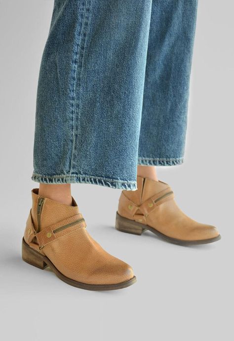 Botin Mujer De Cuero Margot Camel C9-4