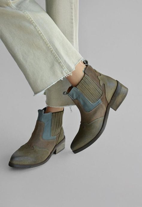Botin Mujer De Cuero Frida C2 Café Gris-1
