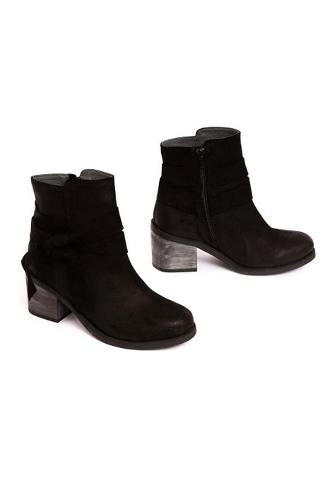Botin Mujer De Cuero Makira Negro C10-5
