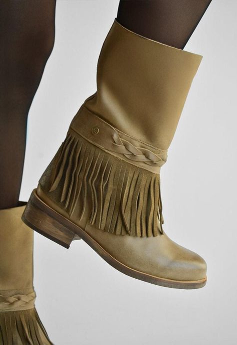 Bota Mujer De Cuero Teodora Taupe C2-1