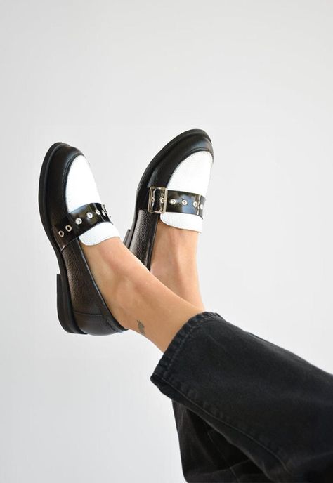 Mocasin Mujer De Cuero Amelia Blanco Negro C4-1