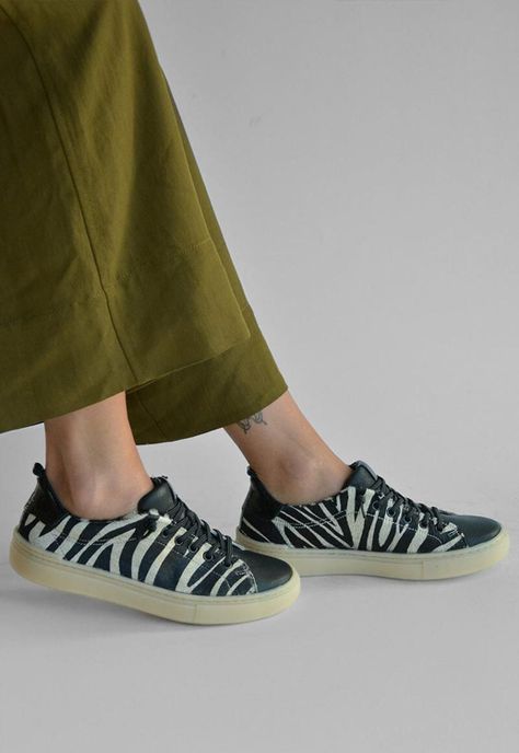 Zapatilla Mujer De Cuero Violeta Zebra C3-5