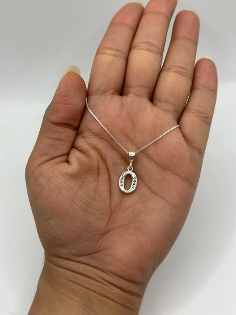 Collar Letra O Circones Plata -1