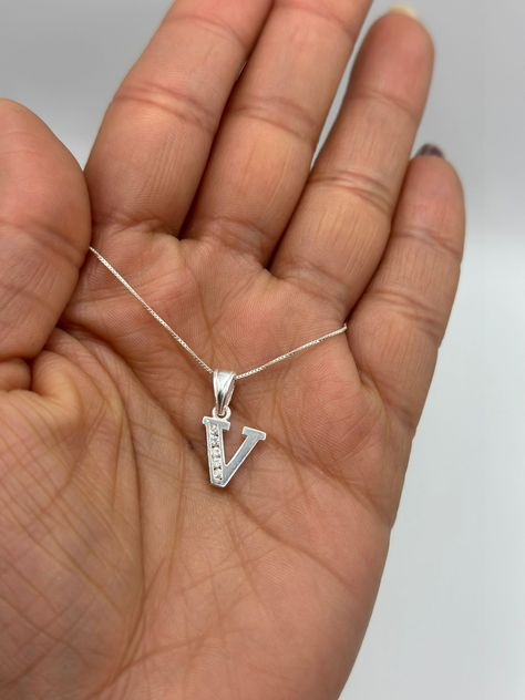 Collar Letra V Circones Juvenil Plata 925-1