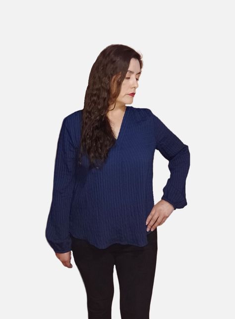 Blusa Cuello V Mangas Largas Tipo Obispo-0