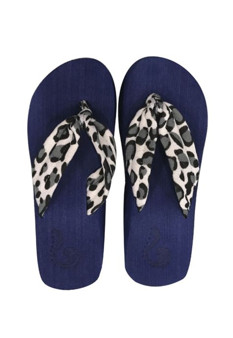 Chalas con plataforma animal print azul mujer-0