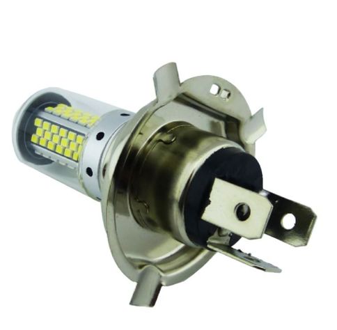 AMPOLLETA PARA MOTO H-4 NEW LUZ BLANCA 106 LED 20W 12 VOLT. ALUMINIO EN BLISTER-1