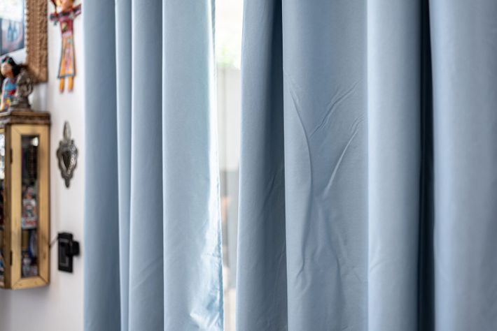Cortina Tradicional 100% Blackout Azul Claro-4