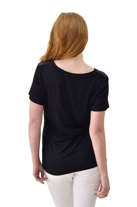 Polera plumas negro Alexandra Cid-2