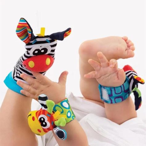 SONAJERO SENSORIAL MANOS Y PIES BEBE DE FELPA-0