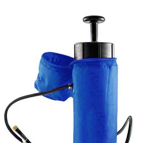 Botella deportiva con pulverizador de agua azul-1