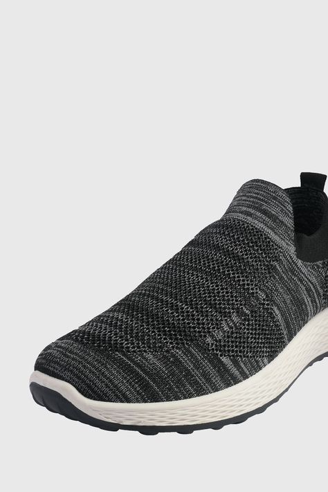 Zapatilla Vihren Negro UNS-3