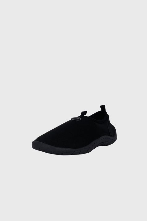 Zapatilla de Agua Avellano Negro UNS-0