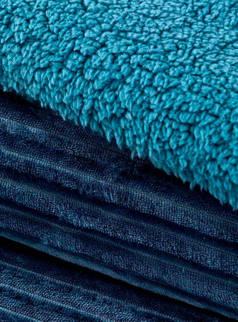 Cobertor  Reversible Sherpa 1.5 Plaza Cotelón Azul-1