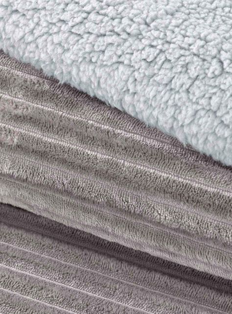 Cobertor  Reversible Sherpa 1.5 Plaza Cotelón Gris-1