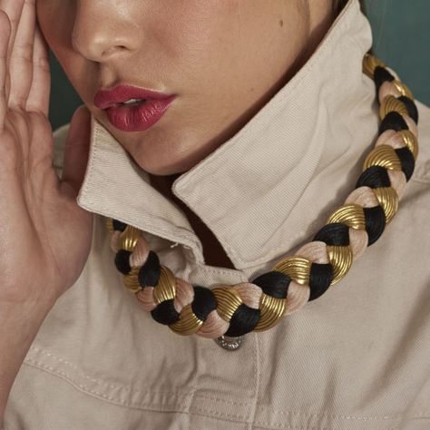 Maria La Biyux Collar Cola de Mono-1