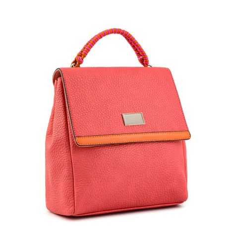 Mochila con tapa mediana alicia fucsia-1