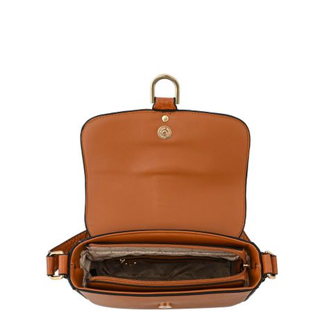 Cartera bandolera con tapa pequeña federica camel-3