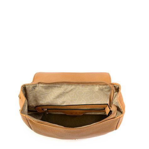 Mochila con tapa mediana elinna camel-3