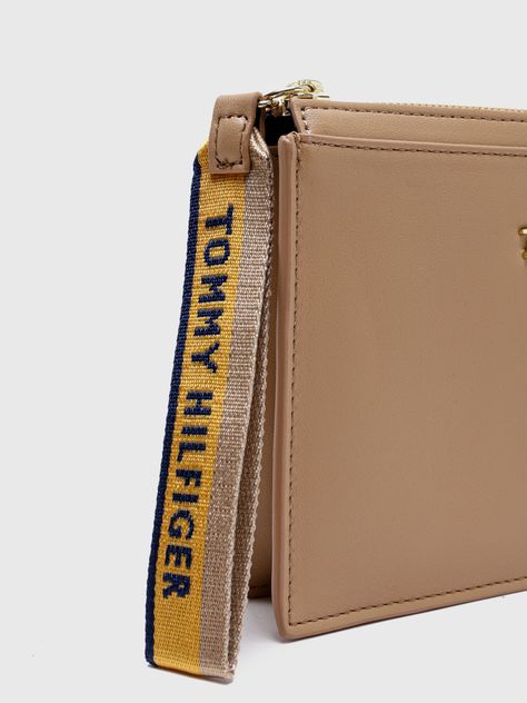Cartera Small Signature Con Asa Beige Tommy Hilfiger-2